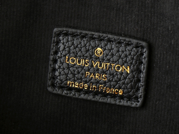 ルイヴィトンバッグ着用イメージ